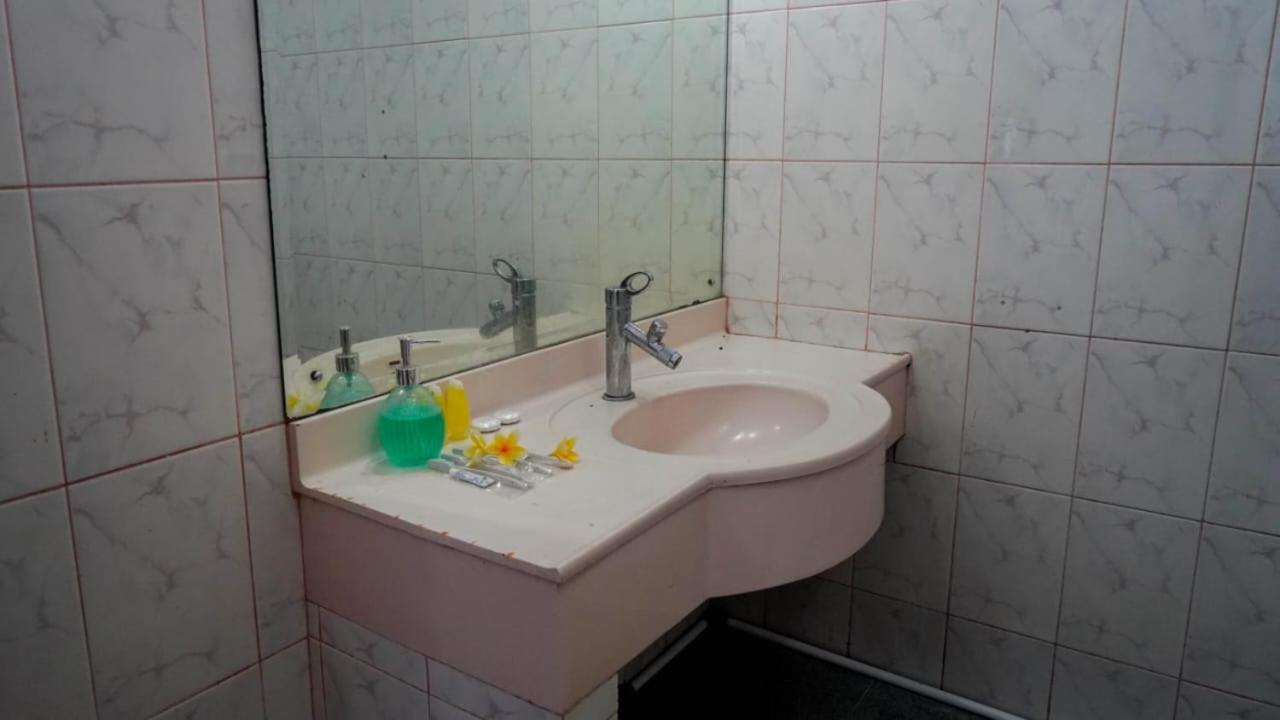 Hotel Pondok Putri Batukaras المظهر الخارجي الصورة